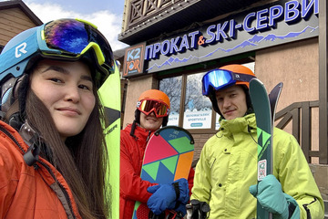 K2TOUR — сеть прокатов лыж и сноубордов в Красной Поляне
